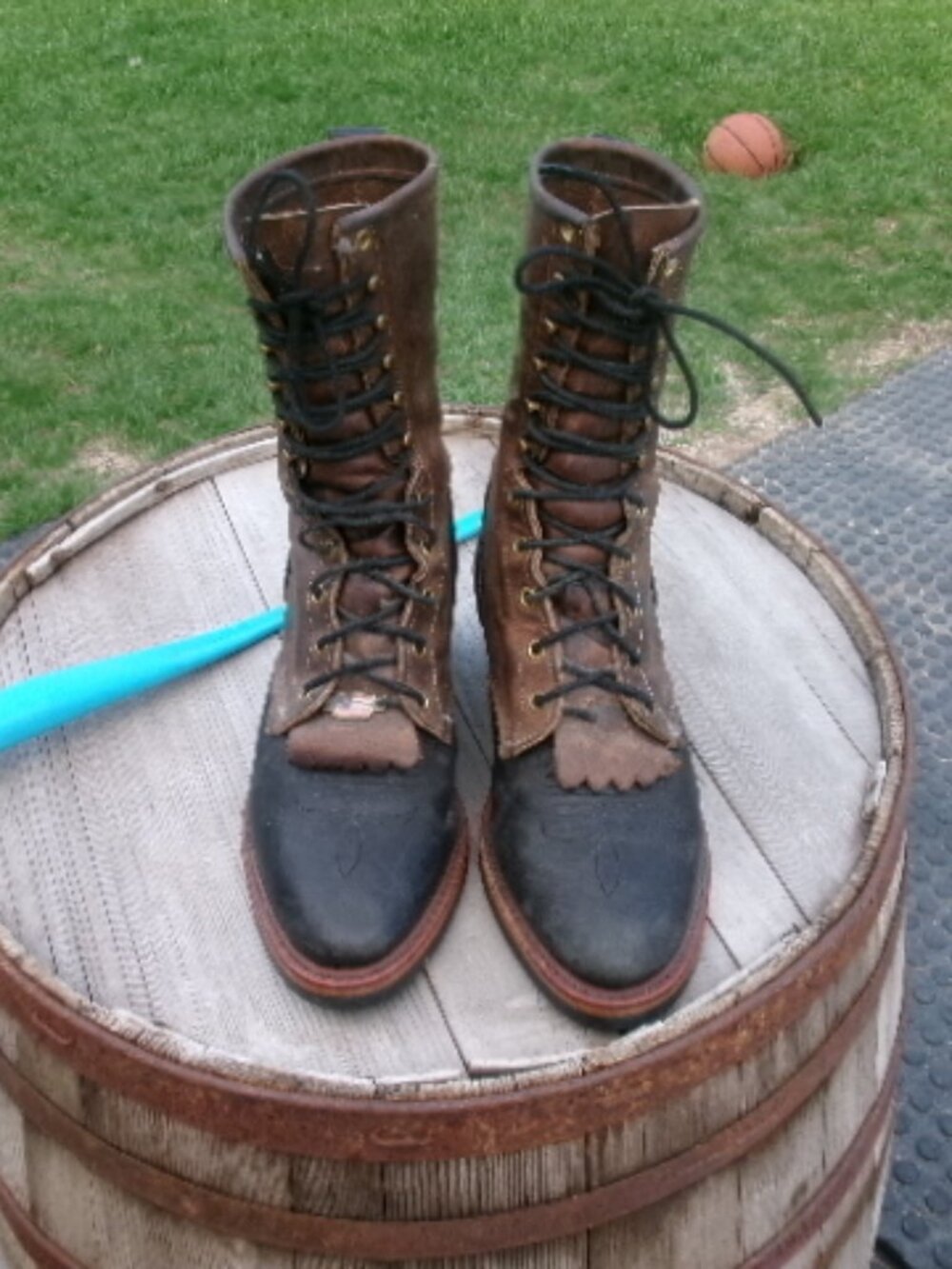 Mens vtg Chippewa boots 9 D vibram sole kiltie wood stack heel logger boots